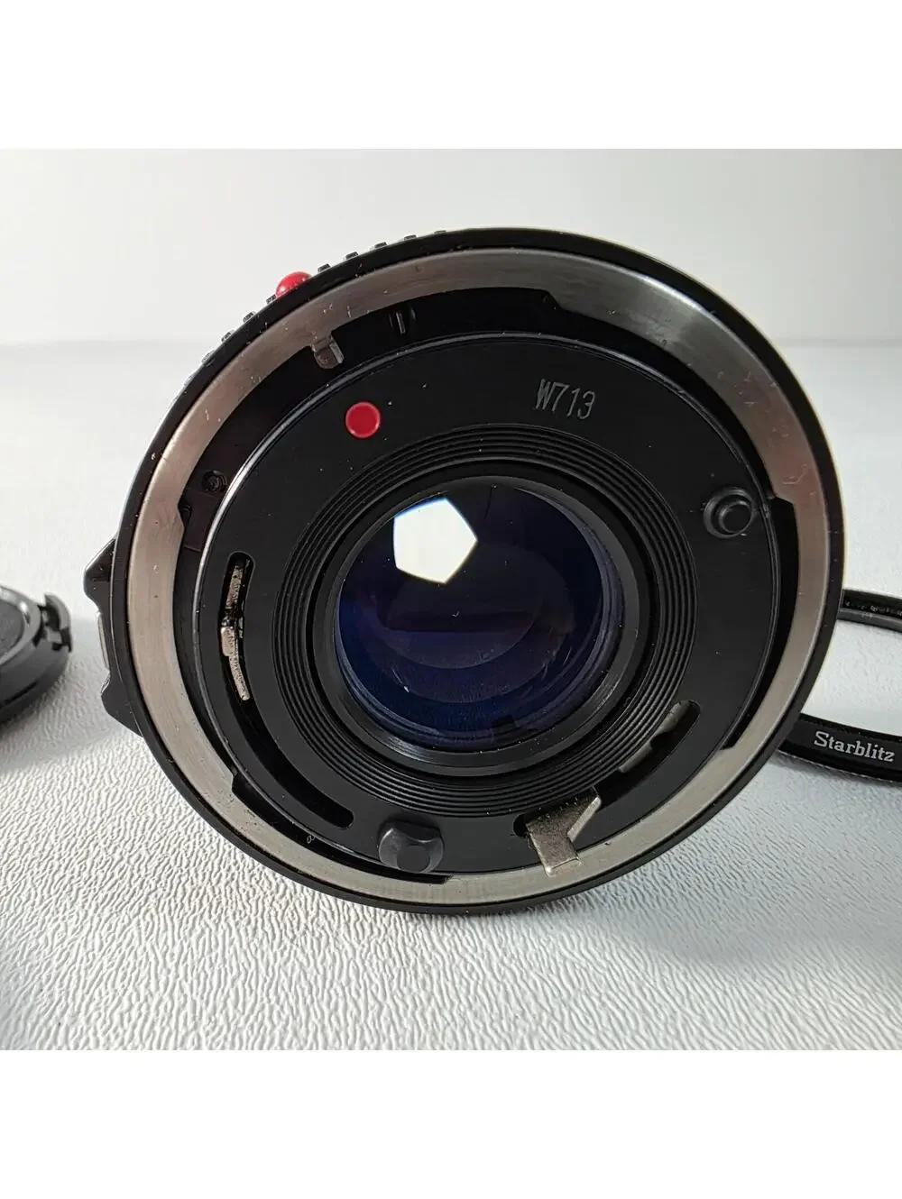 CANON LENS FD 50mm 1:1.8 w/Caps
